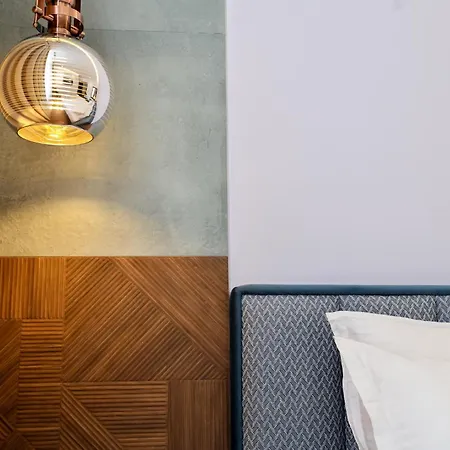 The Mont Boutique שקודר