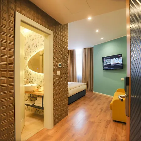 Hotel The Mont Boutique 4*